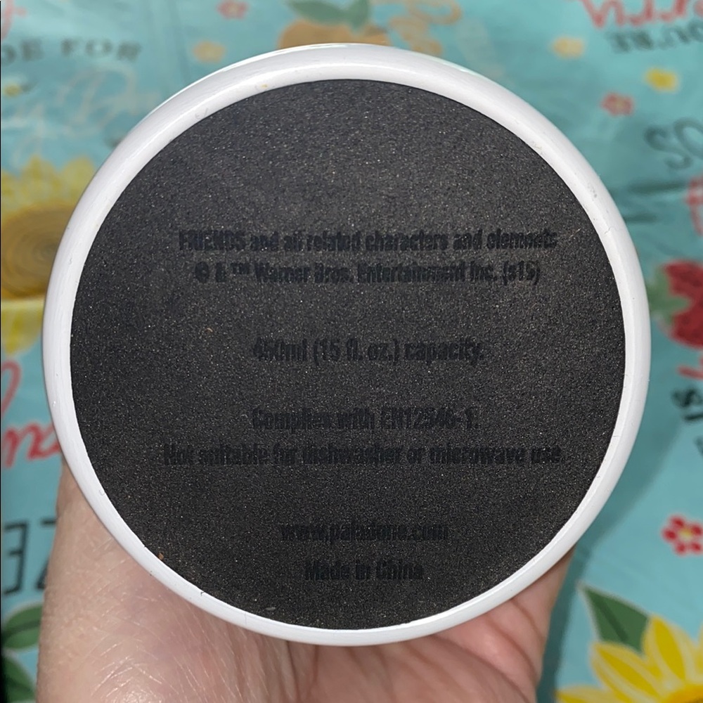 NWOT Friends Central Perk Travel Mug - Picture 3 of 6